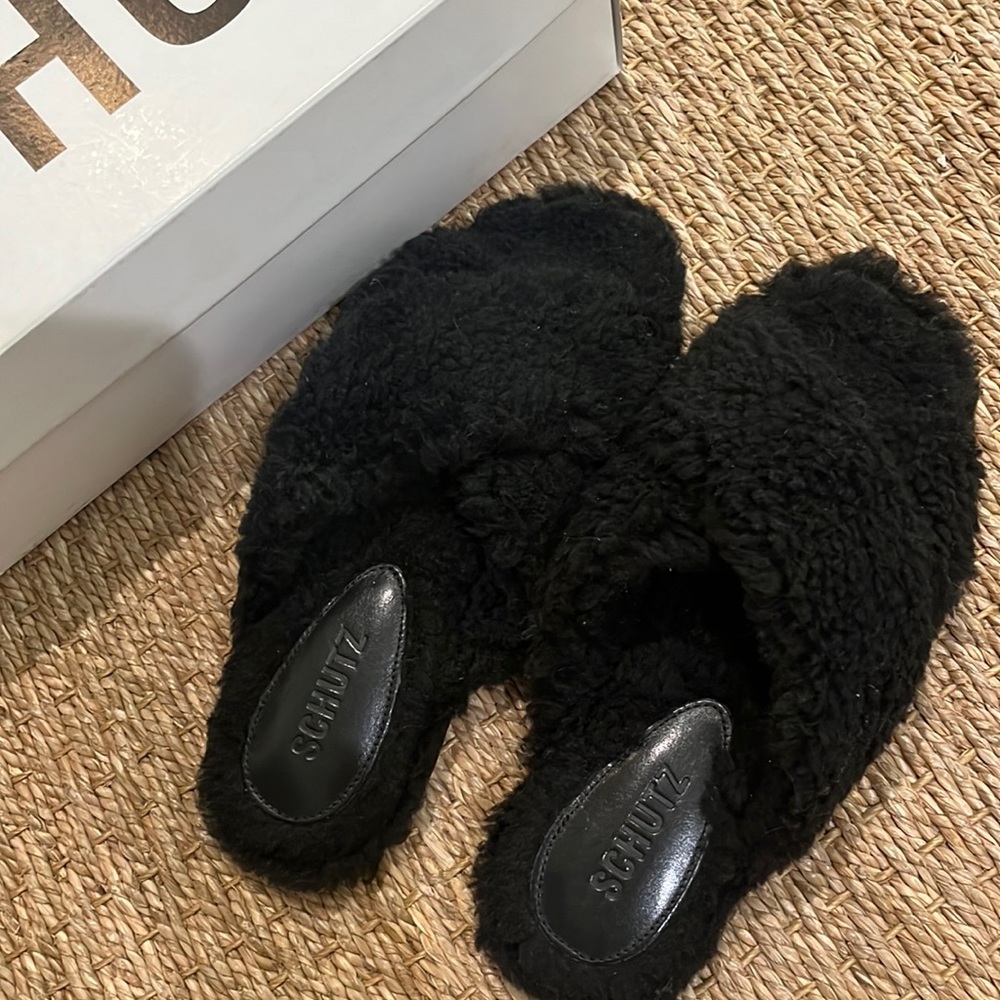Shutz Faux Fur Slides - Sandals sz. 6 Sandalia  Salto Rasteiro